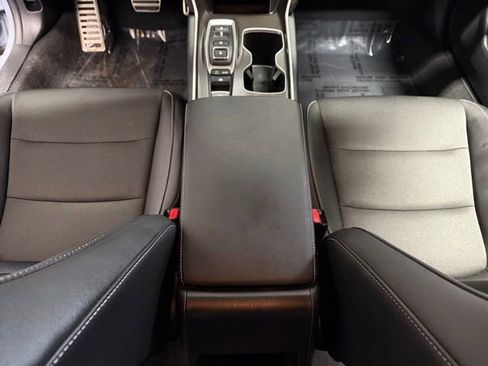 Used 2022 Honda Accord Sport image 31