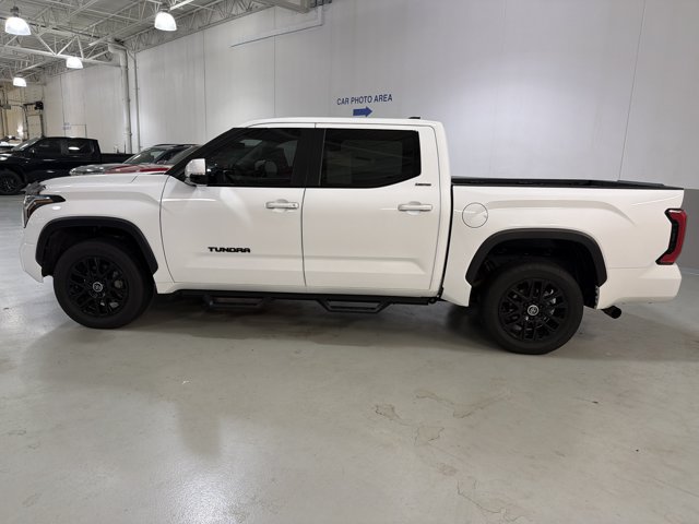 Used 2024 Toyota Tundra Limited AWD/4WD image 5
