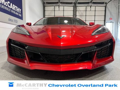 Used 2024 Chevrolet Corvette Z06 RWD image 10