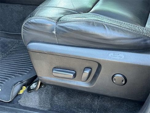 Used 2019 Toyota Tundra Limited image 27