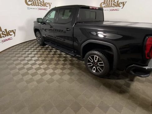 Used 2021 GMC Sierra 1500 AT4 w/ AT4 Value Package AWD/4WD image 6