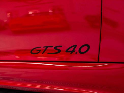Used 2024 Porsche 718 Cayman GTS RWD image 17