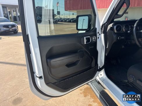 Used 2022 Jeep Wrangler Unlimited Sport image 10