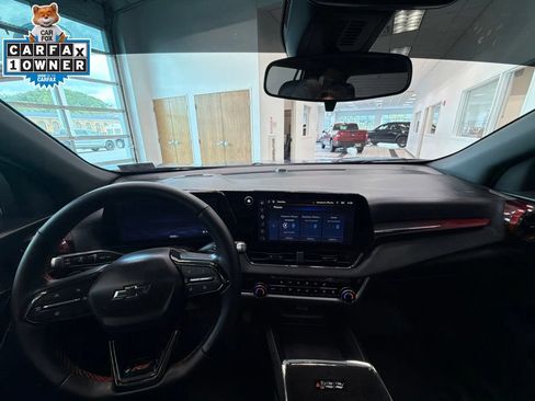 Used 2026 Chevrolet Equinox RS w/ LPO, Floor Liner Package AWD/4WD image 9