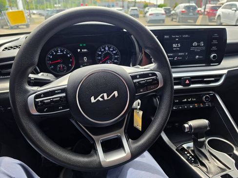 Certified 2022 Kia K5 LX FWD image 15