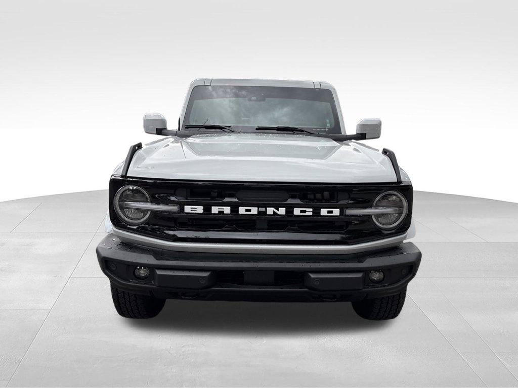 Used 2026 Ford Bronco Outer Banks AWD/4WD image 8