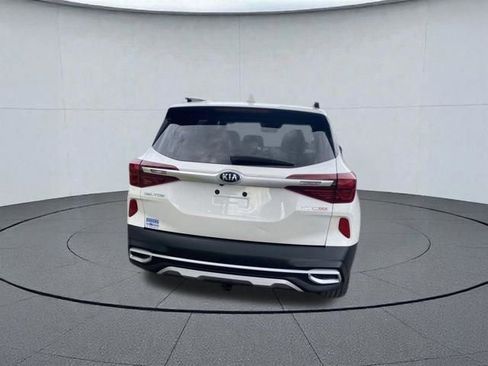 Used 2021 Kia Seltos SX w/ SX Sunroof Package AWD/4WD image 8
