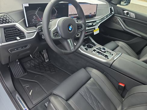 New 2027 BMW X7 xDrive40i w/ Executive Package AWD/4WD image 9