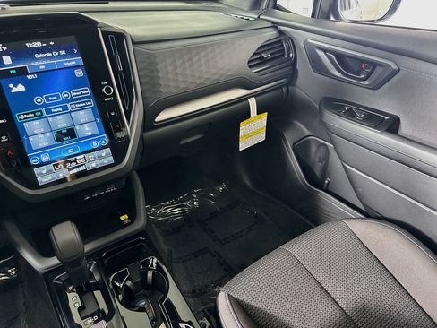 Used 2026 Subaru Forester Premium AWD/4WD image 24