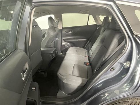 Certified 2024 Toyota Venza LE image 11