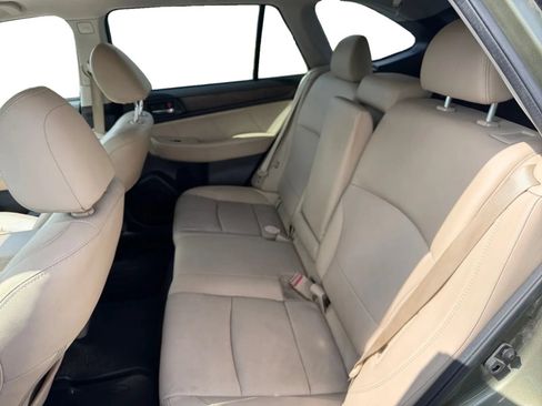 Used 2019 Subaru Outback 2.5i Limited AWD/4WD image 15
