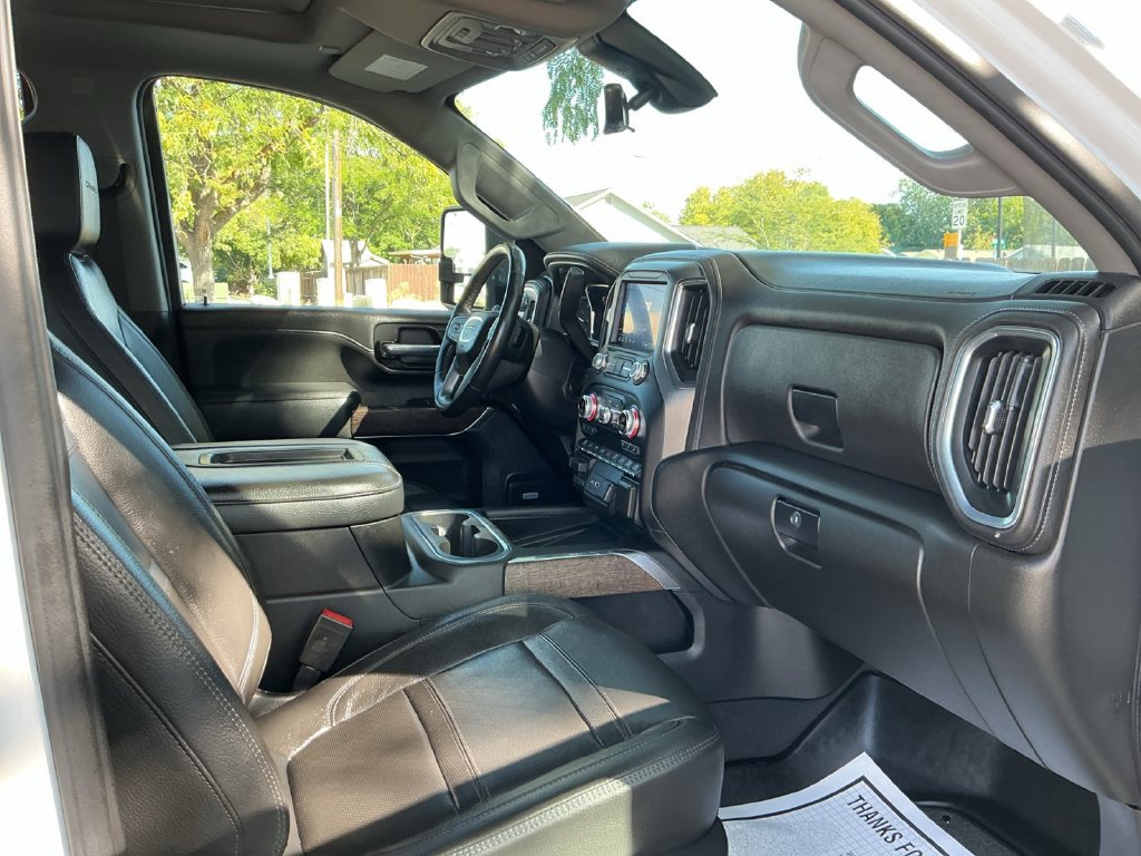 Used 2021 GMC Sierra 2500 Denali w/ Denali Ultimate Package AWD/4WD image 32