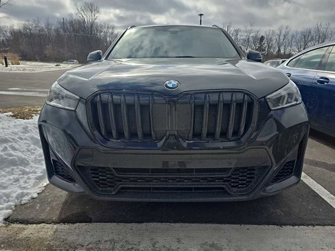 Certified 2023 BMW X1 xDrive28i w/ Premium Package image 3
