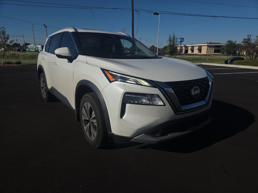 Used 2021 Nissan Rogue SV w/ Premium Package FWD image 1