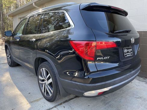 Used 2016 Honda Pilot Elite image 2
