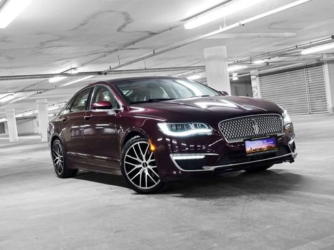 Used 2018 Lincoln MKZ Reserve w/ Luxury Package image 4