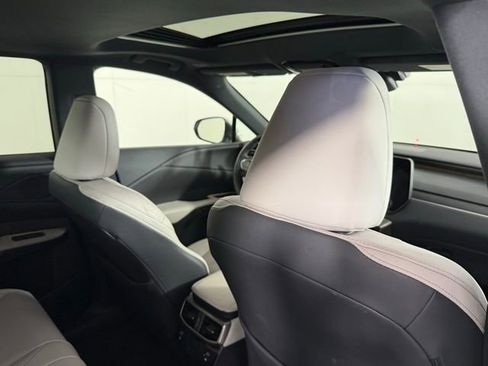 Used 2025 Lexus RX 350 Premium Plus w/ Convenience Package image 30