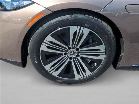 Certified 2024 Mercedes-Benz EQS 450+ 4MATIC Sedan image 25