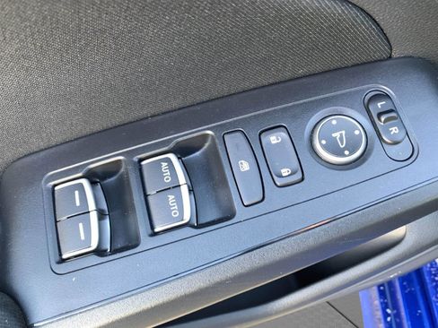 Used 2023 Honda Civic EX image 12