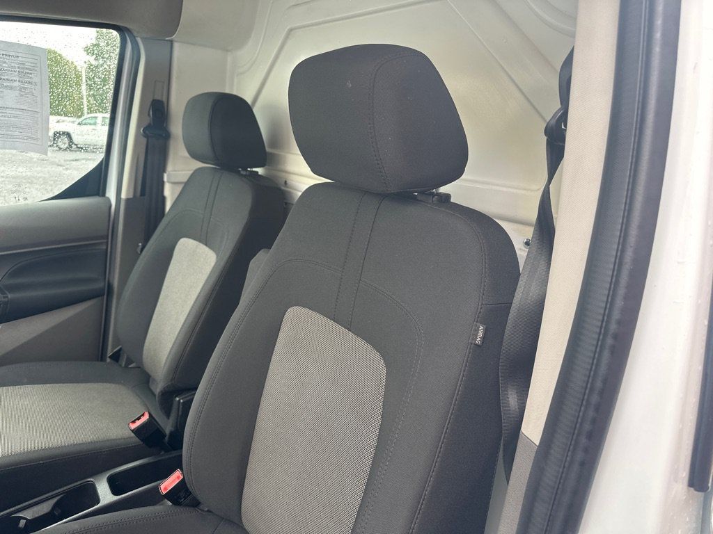 Used 2022 Ford Transit Connect XL FWD image 19