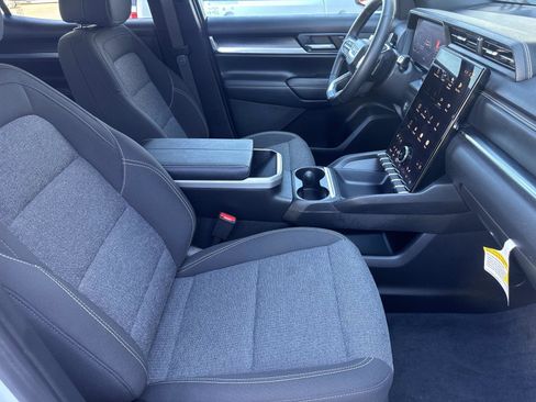 Used 2025 GMC Terrain Elevation image 26