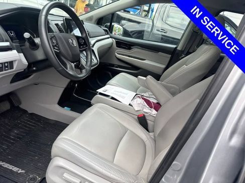 Used 2023 Honda Odyssey Touring image 9