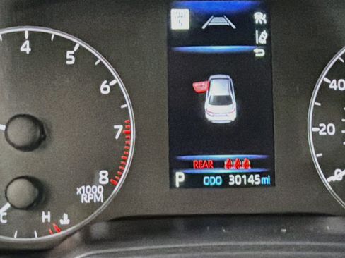 Used 2025 Toyota Corolla LE FWD image 18