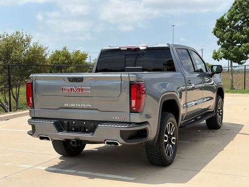 Used 2022 GMC Sierra 1500 AT4 w/ AT4 Premium Package image 9