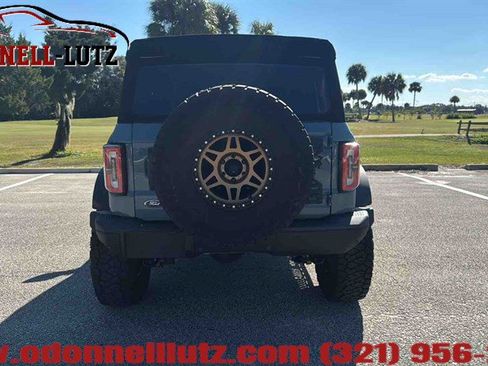 Used 2022 Ford Bronco Badlands w/ Sasquatch Package image 11