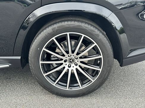 New 2026 Mercedes-Benz GLS 450 4MATIC image 22