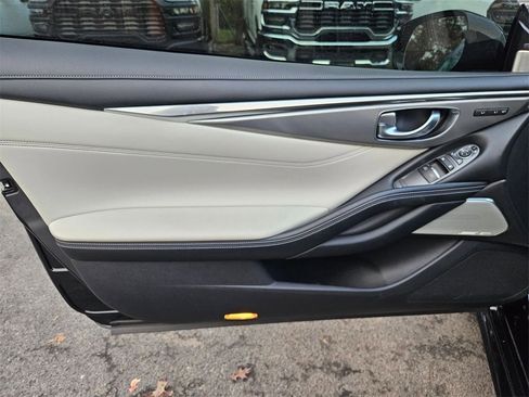 Used 2021 INFINITI Q60 3.0t Luxe w/ Essential Package image 11