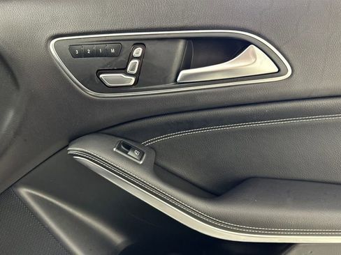 Certified 2019 Mercedes-Benz GLA 250 image 22