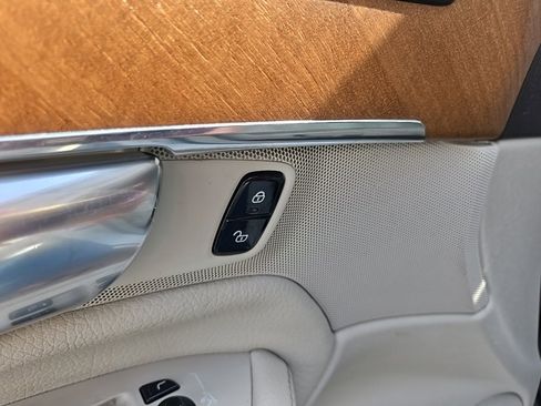 Used 2021 Volvo XC90 T6 Momentum image 33