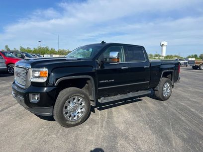 Used 2017 GMC Sierra 2500 Denali w/ Duramax Plus Package