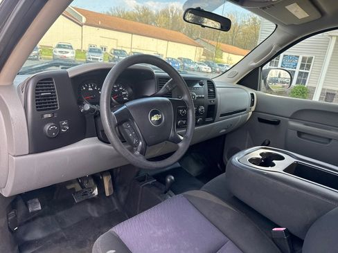 Used 2013 Chevrolet Silverado 1500 W/T AWD/4WD image 16