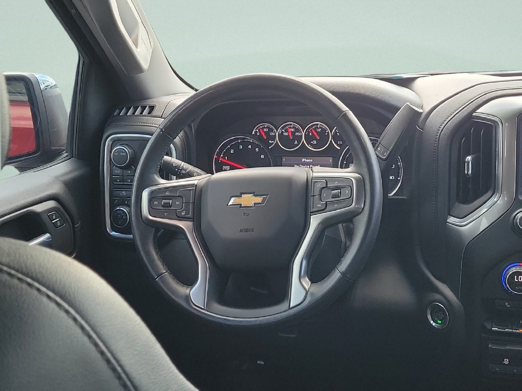 Used 2021 Chevrolet Silverado 1500 LT AWD/4WD image 12