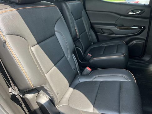 Used 2023 GMC Acadia AT4 w/ Preferred Package AWD/4WD image 22