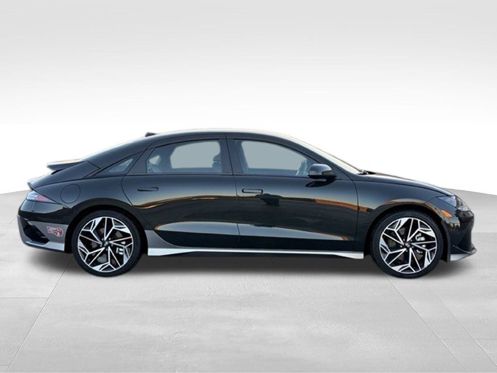 Used 2023 Hyundai Ioniq 6 SEL RWD image 6
