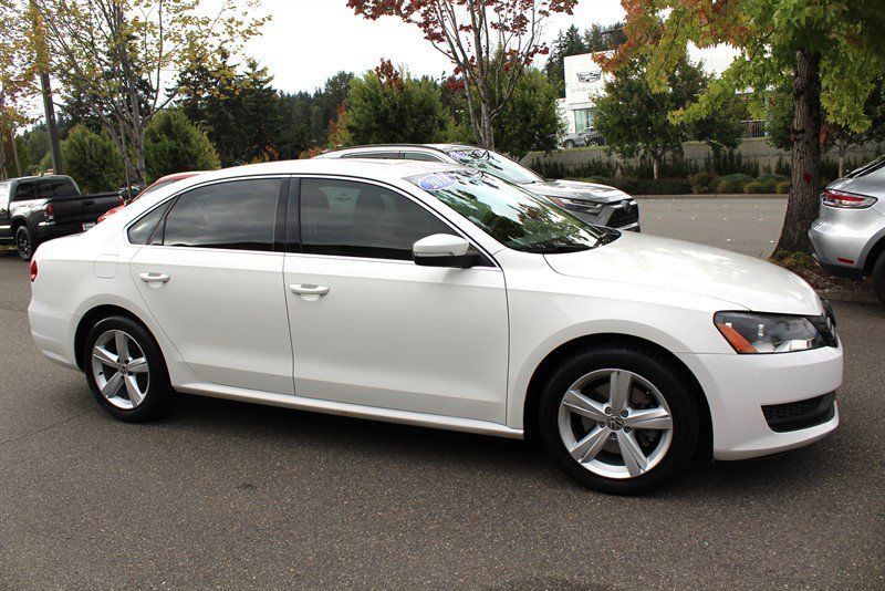 Used 2013 Volkswagen Passat 2.5 SE FWD image 6