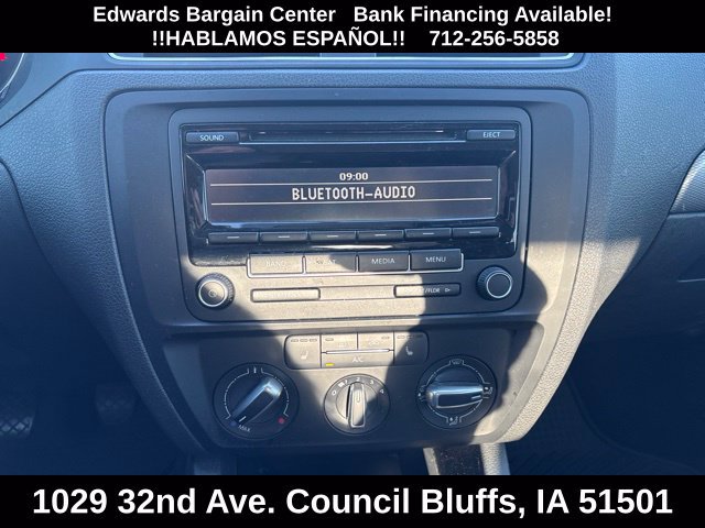 Used 2015 Volkswagen Jetta SE FWD image 17