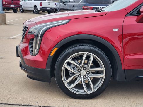 Used 2023 Cadillac XT4 Sport w/ Cold Weather Package image 10