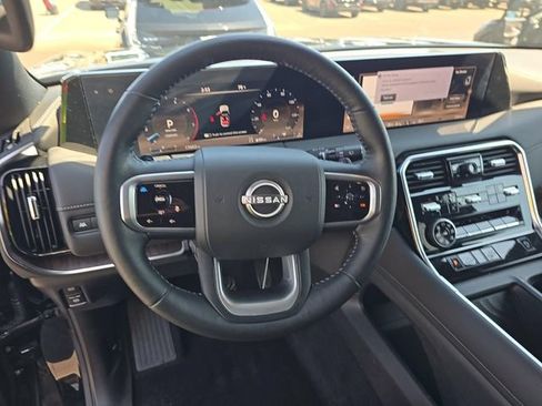 Certified 2025 Nissan Armada SL w/ Captain's Chari Seat Package AWD/4WD image 5