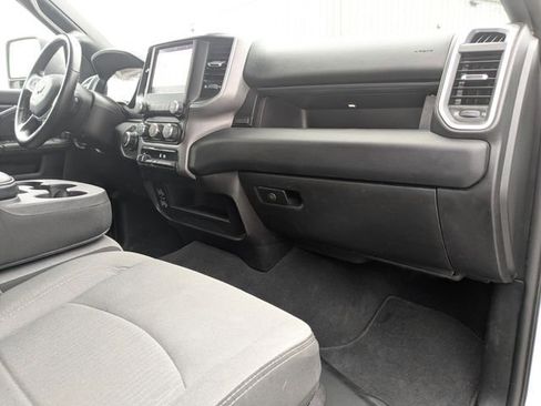 Used 2024 RAM 2500 Big Horn AWD/4WD image 15