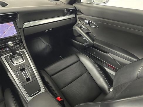 Used 2017 Porsche 911 Carrera 4S image 26