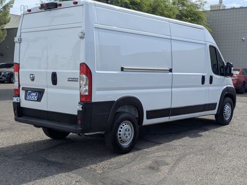 Used 2025 RAM ProMaster 2500 w/ Convenience Group FWD image 2