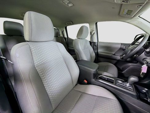 Used 2023 Toyota Tacoma SR image 27