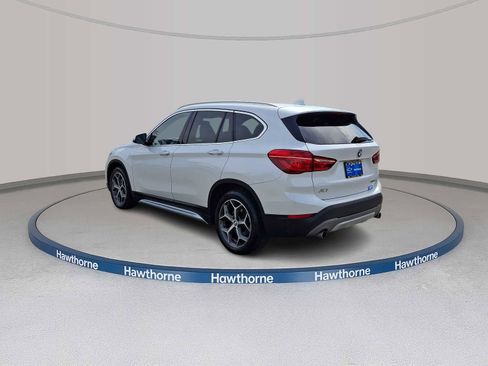 Used 2018 BMW X1 xDrive28i w/ Premium Package AWD/4WD image 5