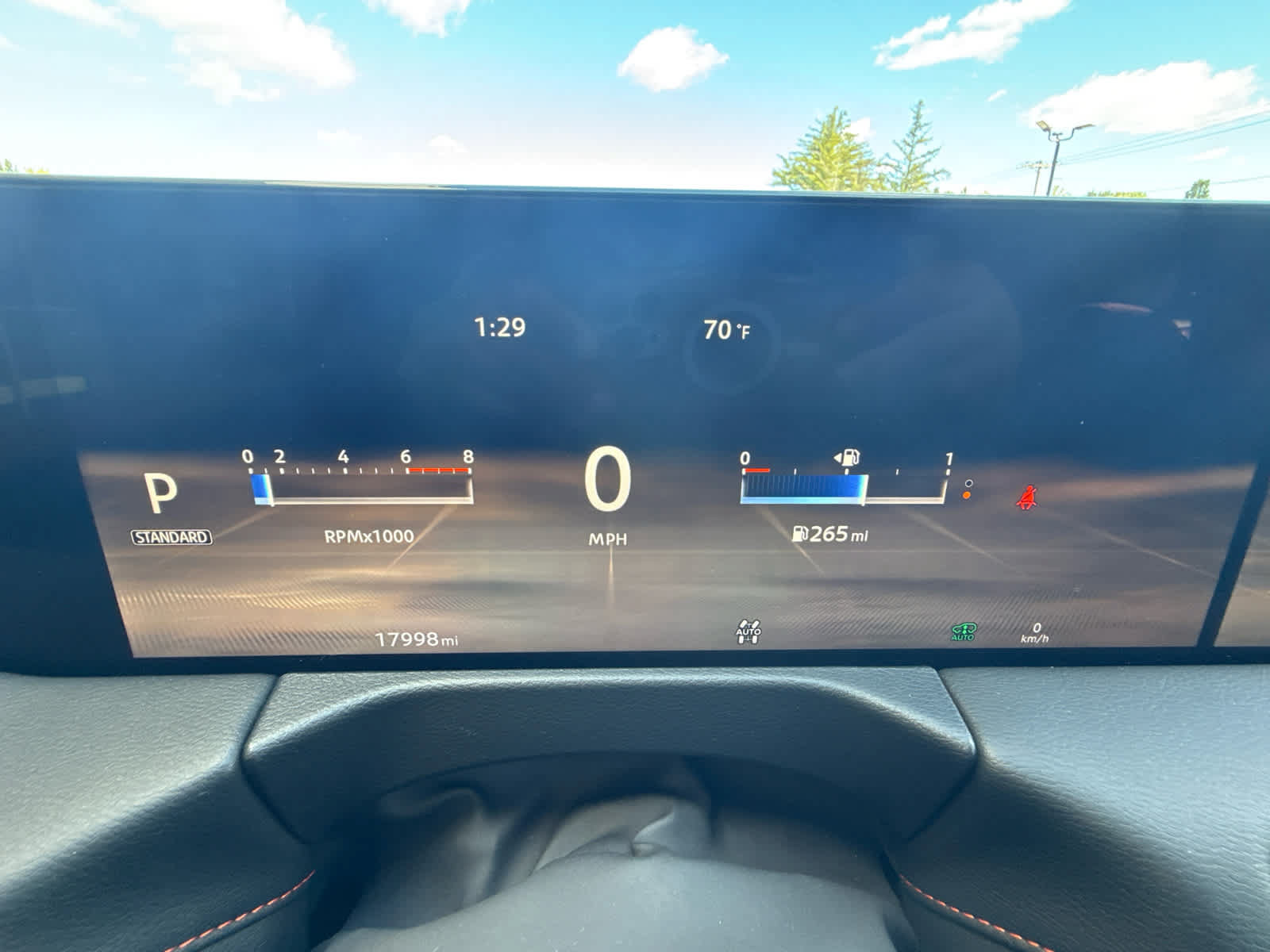 Certified 2025 Nissan Armada PRO-4X AWD/4WD image 16