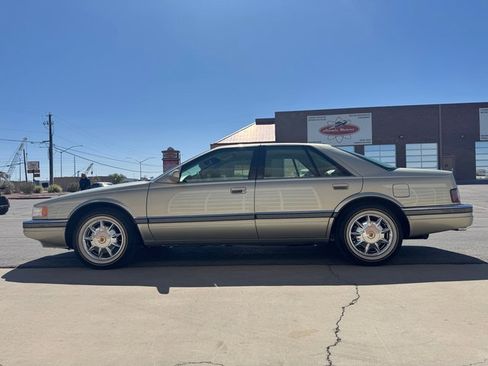 Used 1996 Cadillac Seville SLS image 8