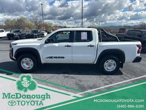 Used 2024 Nissan Frontier SV w/ Hardbody Edition image 7